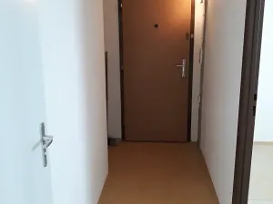 Pronájem bytu 2+kk, Tábor, nám. Přátelství, 40 m2