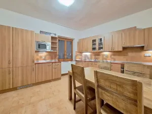 Pronájem bytu 3+1, Olomouc, Dolní náměstí, 93 m2