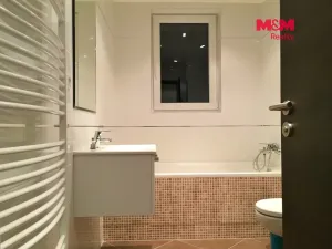 Pronájem bytu 2+kk, Praha - Pitkovice, Penízovková, 58 m2