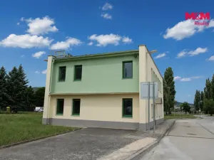 Pronájem kanceláře, Králův Dvůr, V Lukách, 200 m2