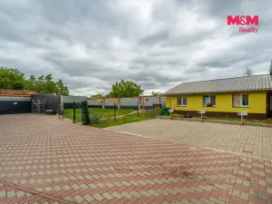 Prodej činžovního domu, Černčice, Husova, 732 m2
