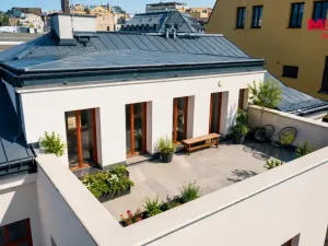 Prodej obchodního prostoru, Jablonec nad Nisou, Komenského, 600 m2