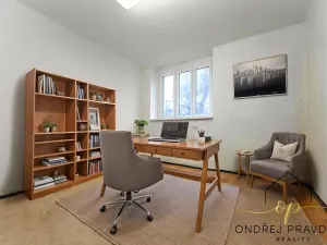 Prodej bytu 2+kk, Praha - Hloubětín, V chaloupkách, 58 m2