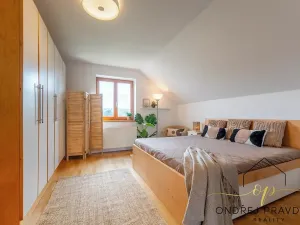 Prodej rodinného domu, Liteň, Karlštejnská, 237 m2