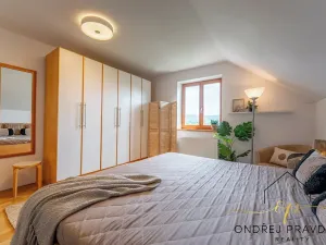 Prodej rodinného domu, Liteň, Karlštejnská, 237 m2