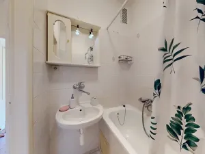Prodej bytu 2+1, Olomouc, tř. Svornosti, 53 m2