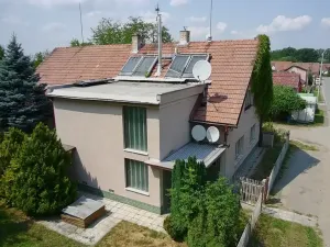 Prodej rodinného domu, Moravany, 200 m2