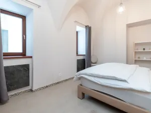 Prodej bytu 2+kk, Jáchymov, náměstí Republiky, 70 m2