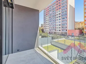 Pronájem bytu 1+kk, Praha - Modřany, Komořanská, 37 m2