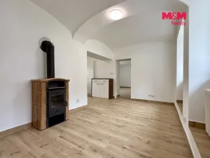 Pronájem bytu 2+1, Hobšovice - Skůry, 87 m2