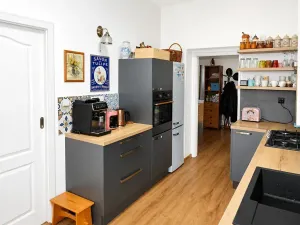 Prodej bytu 3+1, Praha - Žižkov, Biskupcova, 91 m2