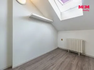 Prodej bytu 3+kk, Rožďalovice, Náměstí, 75 m2