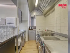 Pronájem obchodního prostoru, Mariánské Lázně, Ruská, 108 m2