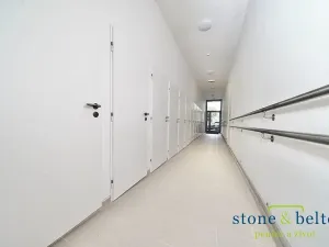 Pronájem bytu 2+kk, Praha - Nusle, U Pernštejnských, 47 m2