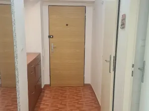 Pronájem bytu 2+1, Praha - Prosek, Okřínecká, 52 m2