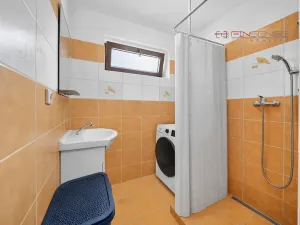 Prodej bytu 3+1, Chrášťany, 66 m2