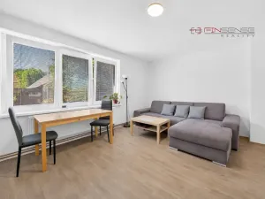 Prodej bytu 3+1, Chrášťany, 66 m2