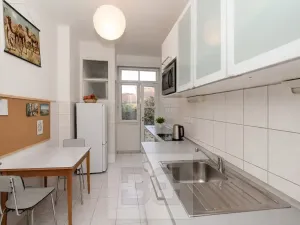 Pronájem bytu 2+1, Praha - Holešovice, Vinařská, 86 m2