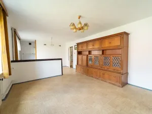 Prodej rodinného domu, Rašovice, 272 m2