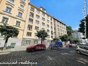 Pronájem bytu 2+kk, Praha - Vršovice, Oblouková, 41 m2