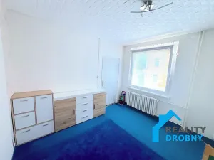 Pronájem bytu 3+1, Děčín, Čsl. armády, 66 m2