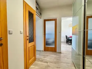 Prodej bytu 2+1, Trutnov, Pomněnková, 56 m2