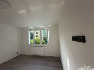 Pronájem bytu 2+1, Praha - Strašnice, Krupská, 65 m2