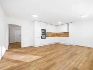 Prodej bytu 3+kk, Praha - Střížkov, Žandovská, 74 m2