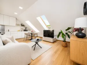 Prodej ubytování, Praha - Smíchov, Bieblova, 57 m2