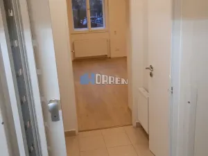 Pronájem bytu 1+kk, Praha - Braník, Ke Krči, 27 m2