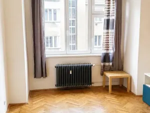 Pronájem bytu 2+kk, Praha - Karlín, Křižíkova, 48 m2