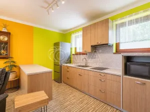 Prodej rodinného domu, Dolní Břežany, U Lesa, 50 m2