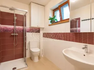 Prodej rodinného domu, Dolní Břežany, U Lesa, 50 m2