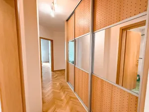 Pronájem bytu 4+kk, Praha - Žižkov, V kapslovně, 101 m2