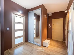 Prodej bytu 3+kk, Znojmo, U Lesíka, 68 m2