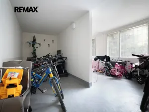 Prodej bytu 3+kk, Praha - Střížkov, Šluknovská, 54 m2