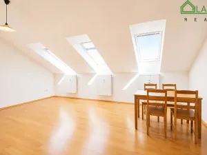 Pronájem bytu 3+kk, Brno, Grohova, 74 m2