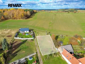 Prodej pozemku pro bydlení, Chomle, 757 m2