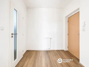 Pronájem bytu 1+kk, Ivančice, Boží Hora, 37 m2