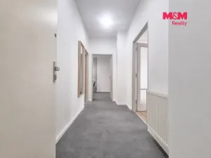 Pronájem bytu 2+kk, Praha - Bubeneč, Eliášova, 59 m2