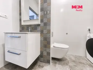 Pronájem bytu 2+kk, Praha - Bubeneč, Eliášova, 59 m2