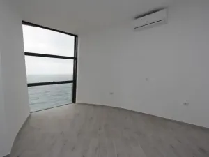 Prodej bytu 4+kk, Dobrá Voda, Černá Hora, 126 m2