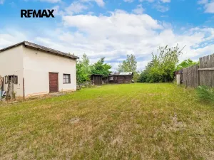 Prodej pozemku pro bydlení, Břasy, 678 m2