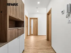 Prodej bytu 4+kk, Bdeněves, 78 m2