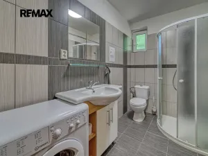 Prodej rodinného domu, Radvanice, 215 m2
