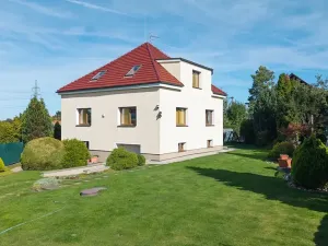 Prodej rodinného domu, Statenice, 202 m2