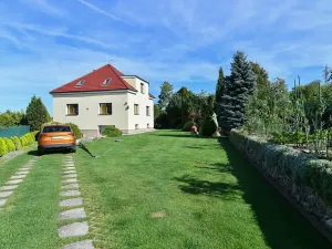 Prodej rodinného domu, Statenice, 202 m2