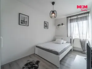 Prodej bytu 3+1, Bříství, 64 m2