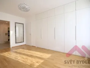 Pronájem bytu 3+kk, Praha - Libeň, Na Korábě, 92 m2