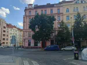 Prodej podílu činžovního domu, Praha - Vršovice, Moskevská, 1500 m2
